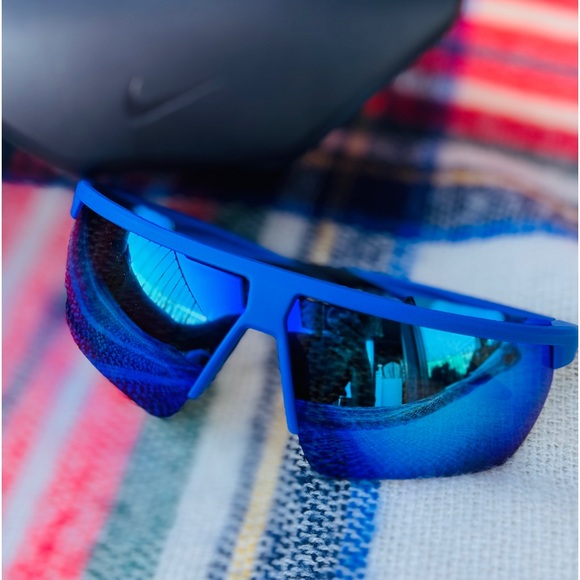 Nike Windshield Elite 20 Mirrored Sunglasses - Picture 14 of 16